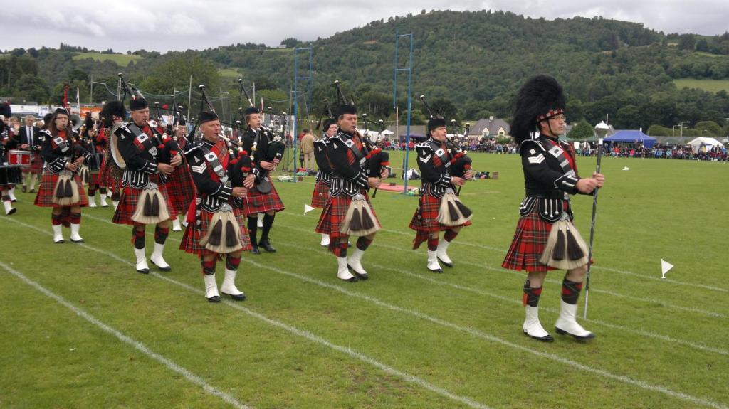 Clunebeg Lodge Drumnadrochit Eksteriør billede